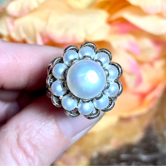 Vintage Estate Pearl Flower Cluster Ring ~ 925 Sterling Silver Antique Scroll - Picture 2 of 15